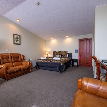 Victoria Railway Hotel Инверкаргилл Экстерьер фото