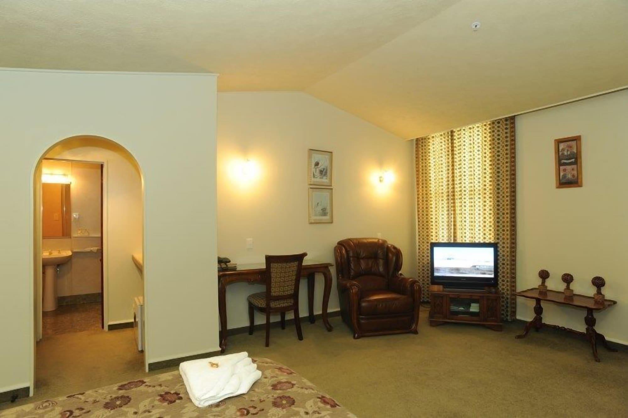 Victoria Railway Hotel Инверкаргилл Экстерьер фото