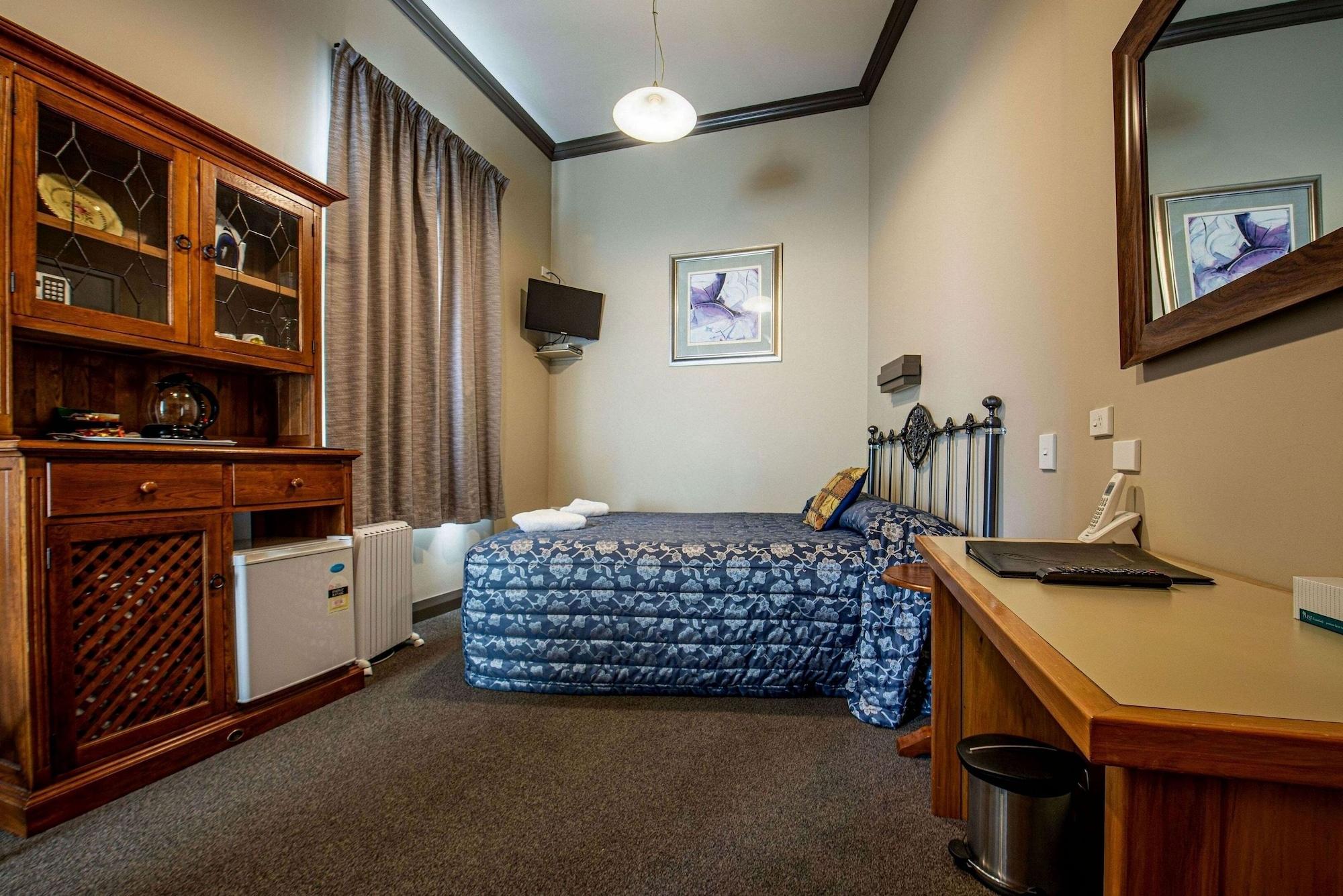 Victoria Railway Hotel Инверкаргилл Экстерьер фото