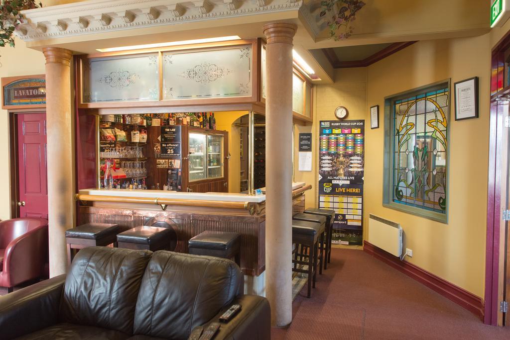 Victoria Railway Hotel Инверкаргилл Экстерьер фото