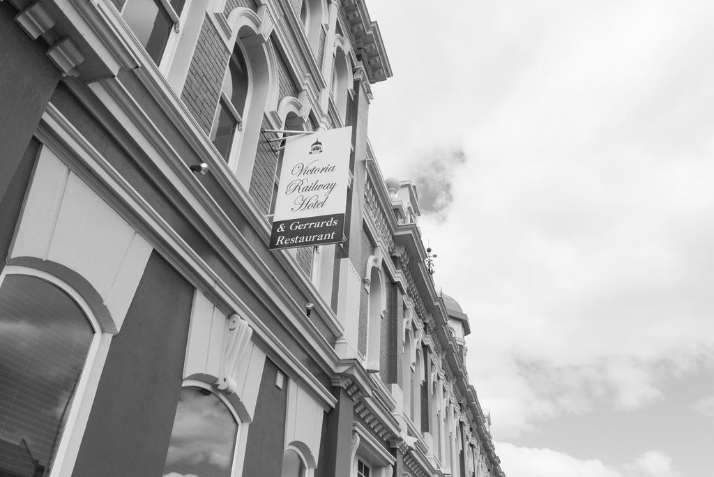 Victoria Railway Hotel Инверкаргилл Экстерьер фото