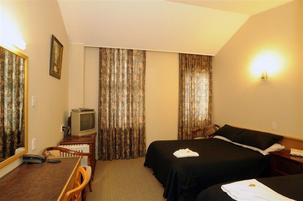 Victoria Railway Hotel Инверкаргилл Экстерьер фото