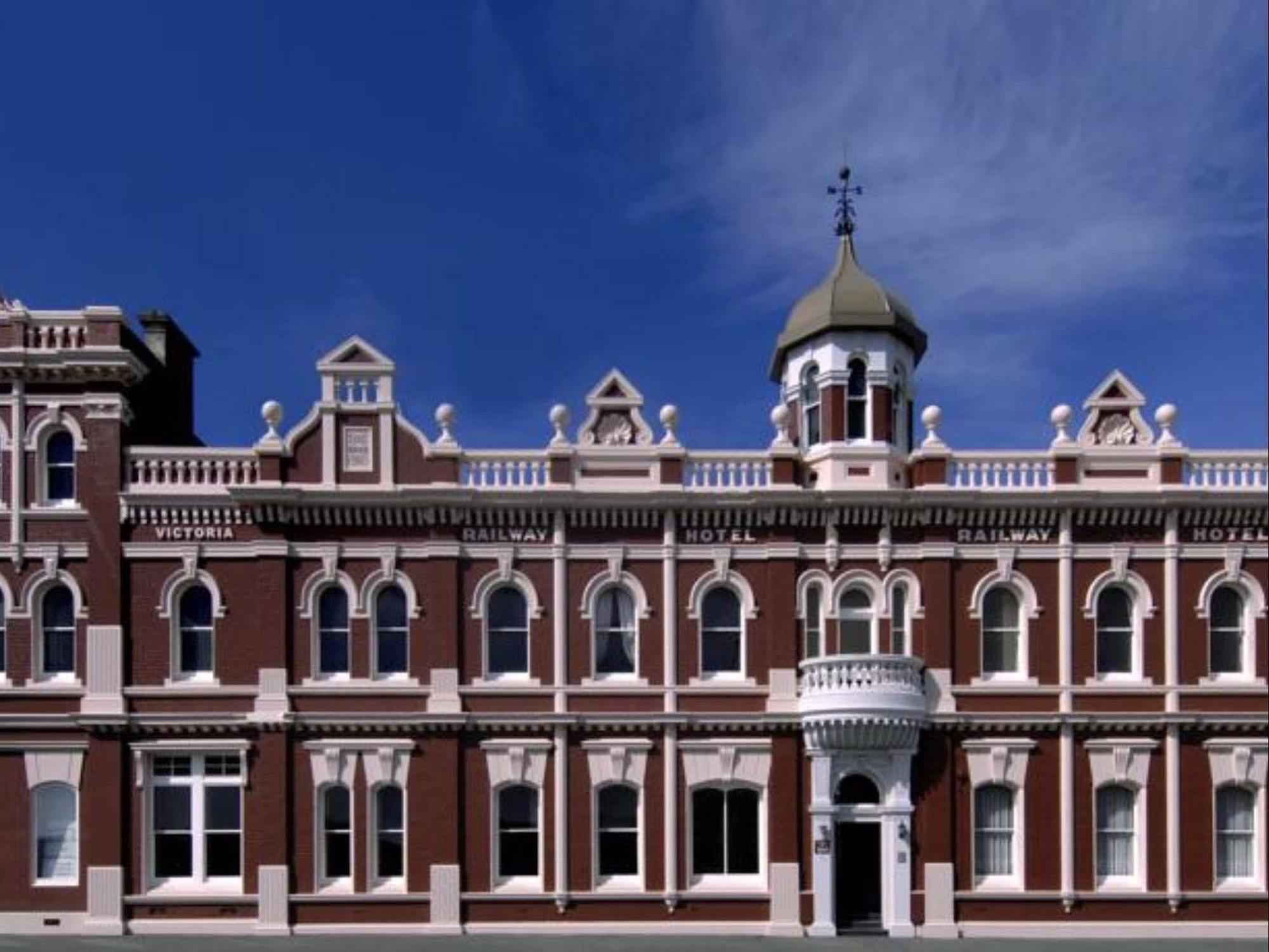 Victoria Railway Hotel Инверкаргилл Экстерьер фото