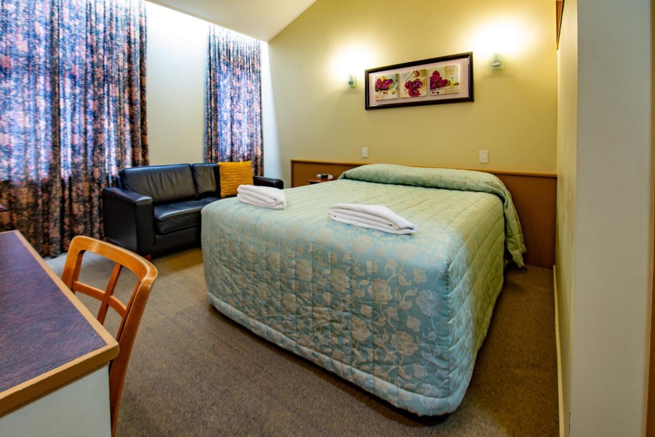 Victoria Railway Hotel Инверкаргилл Экстерьер фото