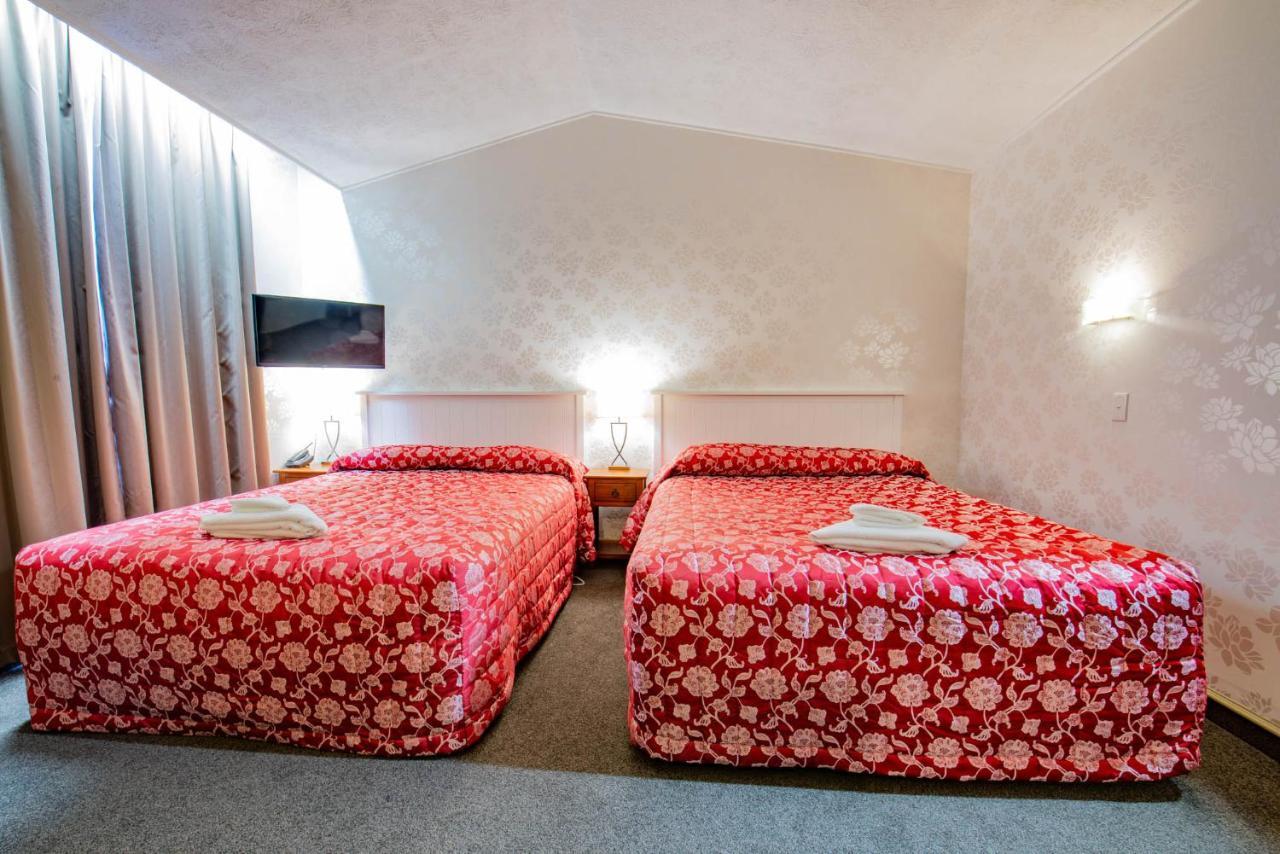 Victoria Railway Hotel Инверкаргилл Экстерьер фото